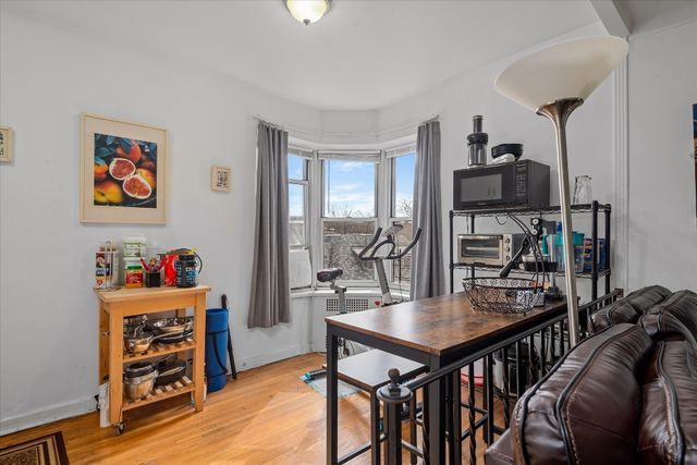 3441 85th St Apt 4D, New York City, NY 11372