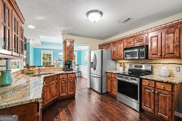 1928 Munford Place, Mcdonough, GA 30252