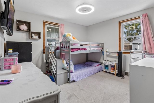 58 Acker Cir, Chicopee, MA 01013