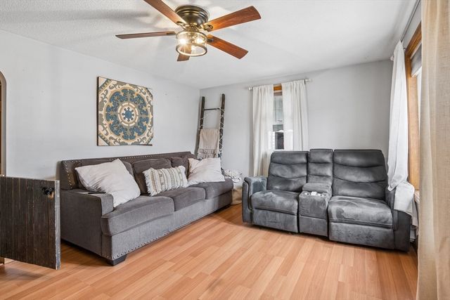 58 Acker Cir, Chicopee, MA 01013