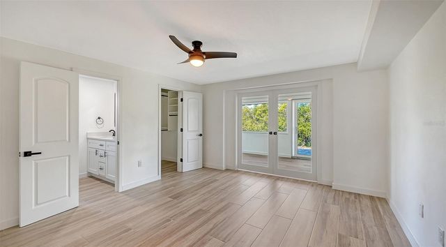 909 SPANISH DRIVE N, Longboat Key, FL 34228