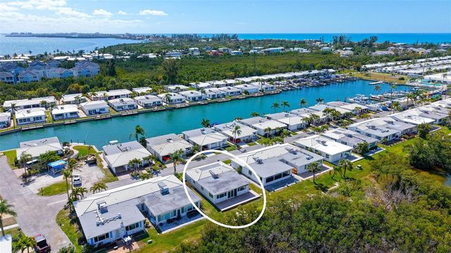 909 SPANISH DRIVE N, Longboat Key, FL 34228