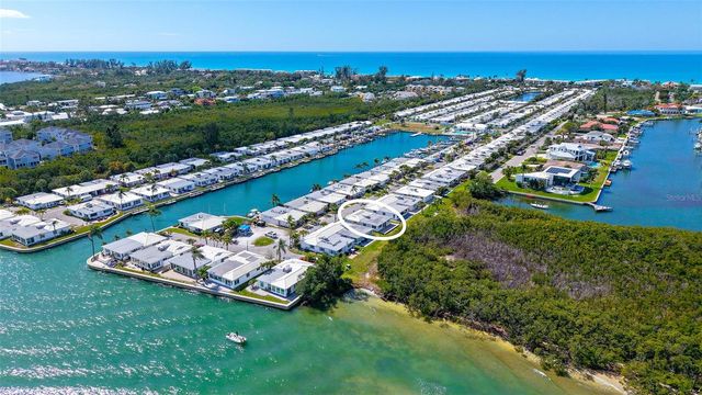 909 SPANISH DRIVE N, Longboat Key, FL 34228