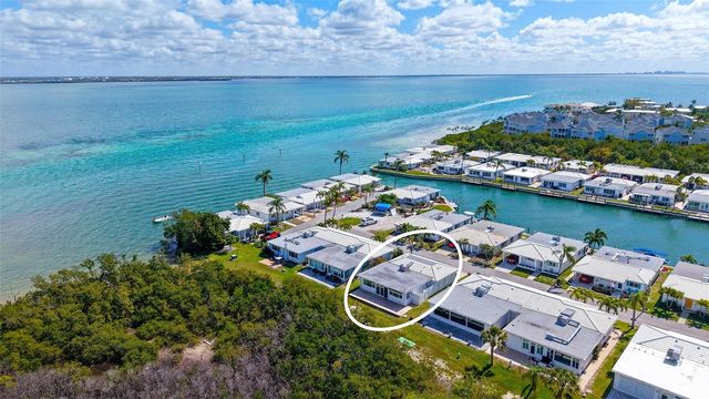 909 SPANISH DRIVE N, Longboat Key, FL 34228