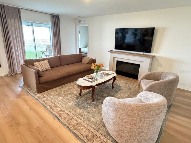 6450 MARINER BOULEVARD, Spring Hill, FL 34609