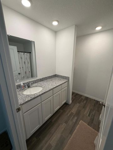 6450 MARINER BOULEVARD, Spring Hill, FL 34609