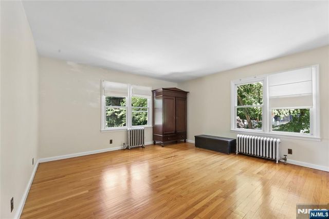 48 Stelfox Street, Demarest, NJ 07627