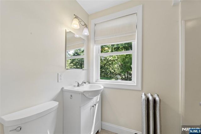 48 Stelfox Street, Demarest, NJ 07627