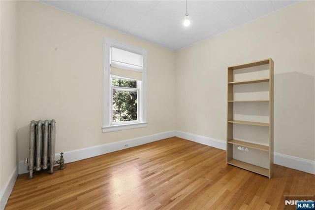 48 Stelfox Street, Demarest, NJ 07627