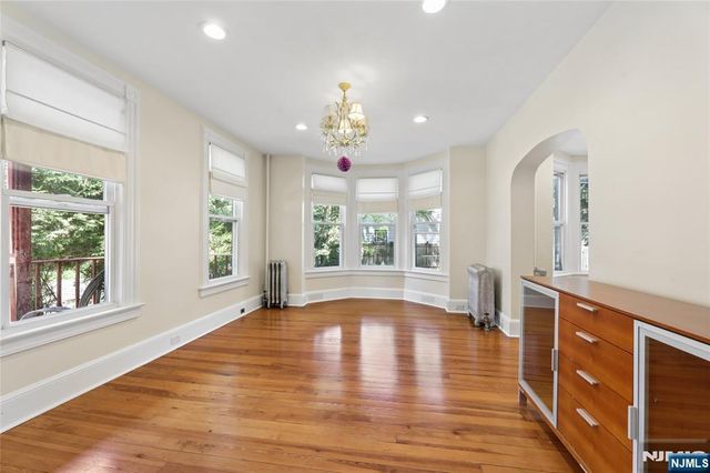 48 Stelfox Street, Demarest, NJ 07627