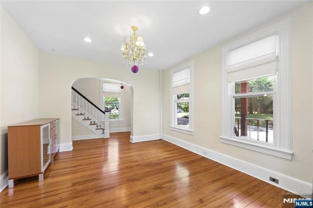 48 Stelfox Street, Demarest, NJ 07627