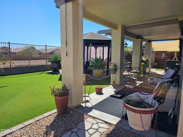 25825 W BURGESS Lane, Buckeye, AZ 85326