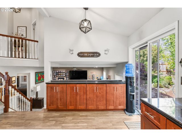 182 Se ANDERSON Ln, Gresham, OR 97080
