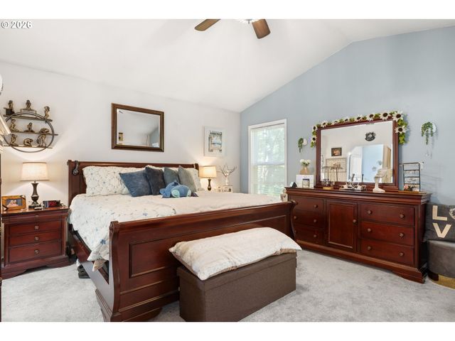 182 Se ANDERSON Ln, Gresham, OR 97080