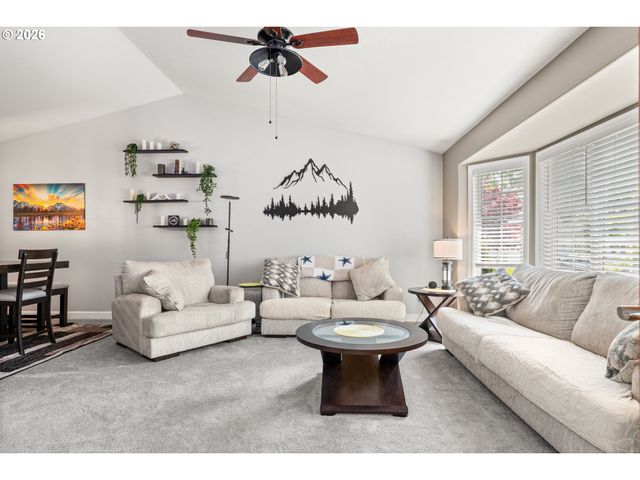 182 Se ANDERSON Ln, Gresham, OR 97080