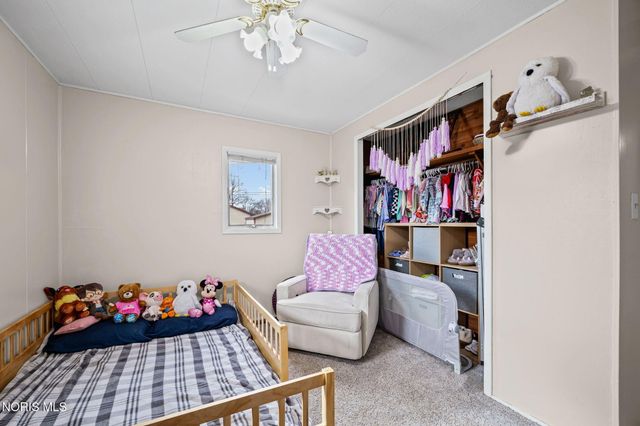 1005 W College Avenue, Woodville, OH 43469