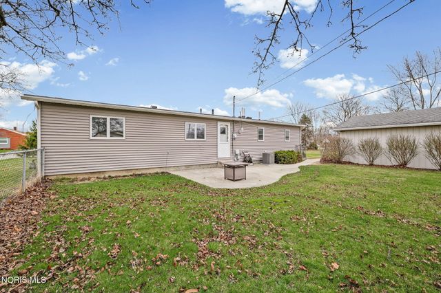 1005 W College Avenue, Woodville, OH 43469