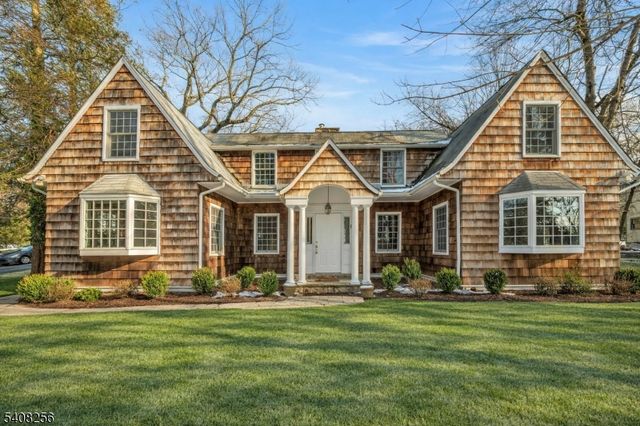 56 Magnolia Ave, Tenafly Boro, NJ 07670