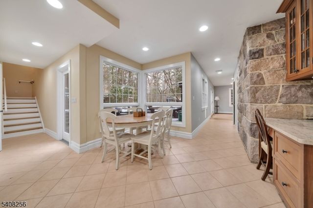 56 Magnolia Ave, Tenafly Boro, NJ 07670