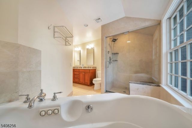 56 Magnolia Ave, Tenafly Boro, NJ 07670