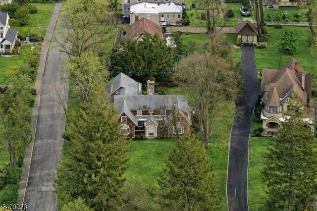 56 Magnolia Ave, Tenafly Boro, NJ 07670