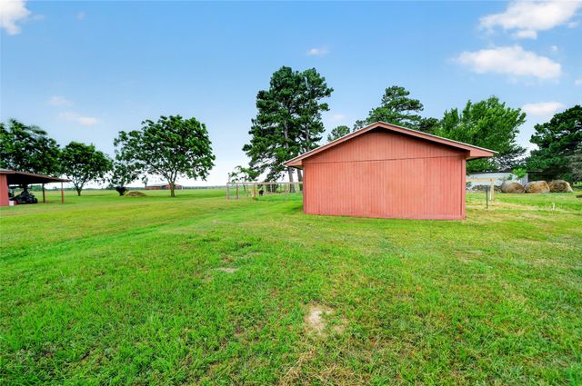 1401 Vz County Road 3411, Wills Point, TX 75169
