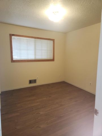 8505 HANNETT Avenue NE, Albuquerque, NM 87112