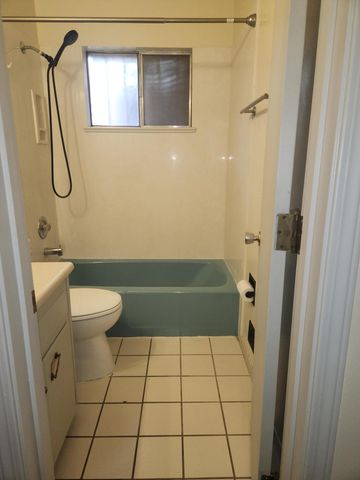 8505 HANNETT Avenue NE, Albuquerque, NM 87112