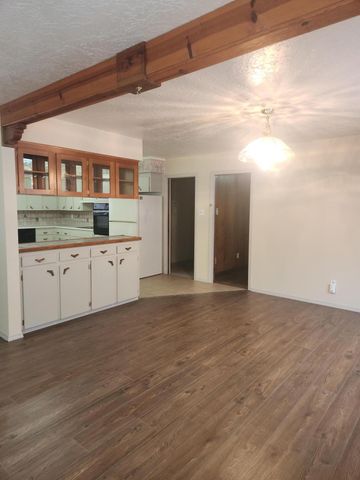 8505 HANNETT Avenue NE, Albuquerque, NM 87112