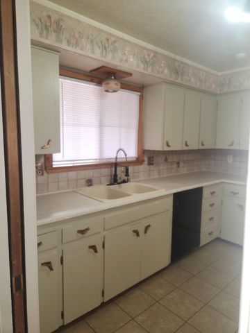 8505 HANNETT Avenue NE, Albuquerque, NM 87112