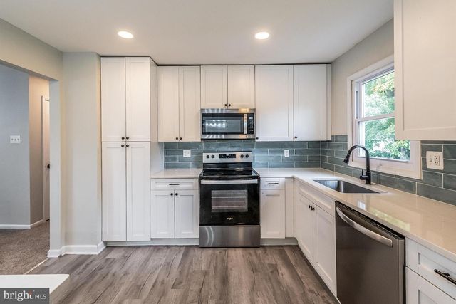 13449 NASCOBY LN, Woodbridge, VA 22193