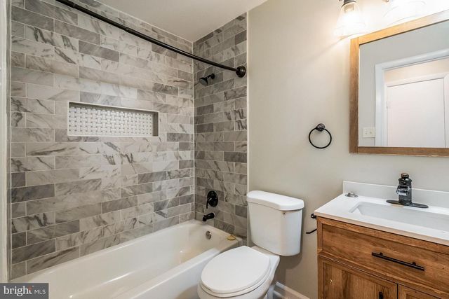 13449 NASCOBY LN, Woodbridge, VA 22193