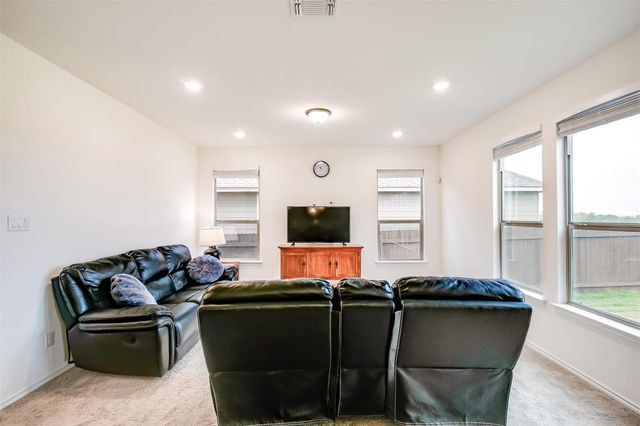 1924 Stringer PASS, Leander, TX 78641