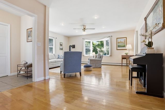 47 Bingham Ave, Dedham, MA 02026