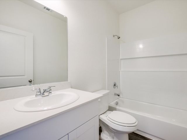 1553 Shadow Hawk, Fort Worth, TX 76052