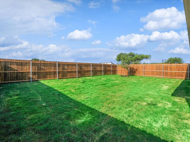 1553 Shadow Hawk, Fort Worth, TX 76052