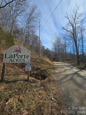 0000 Black Mountain Road 52, Cullowhee, NC 28723