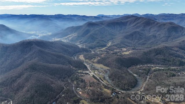 0000 Black Mountain Road 52, Cullowhee, NC 28723