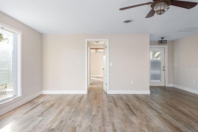 300 E BAY HEIGHTS AVENUE, Englewood, FL 34223