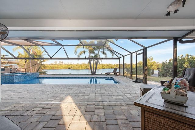 300 E BAY HEIGHTS AVENUE, Englewood, FL 34223