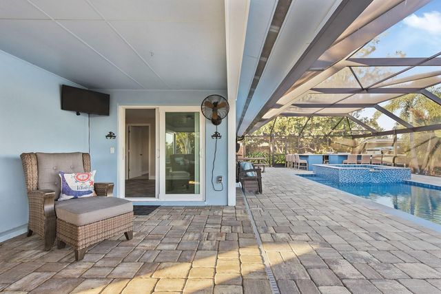 300 E BAY HEIGHTS AVENUE, Englewood, FL 34223