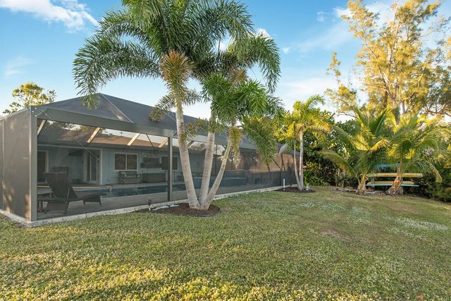 300 E BAY HEIGHTS AVENUE, Englewood, FL 34223