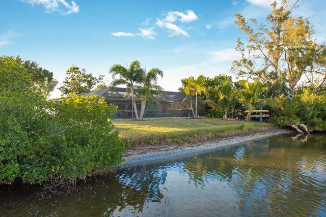 300 E BAY HEIGHTS AVENUE, Englewood, FL 34223