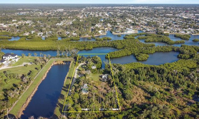 300 E BAY HEIGHTS AVENUE, Englewood, FL 34223