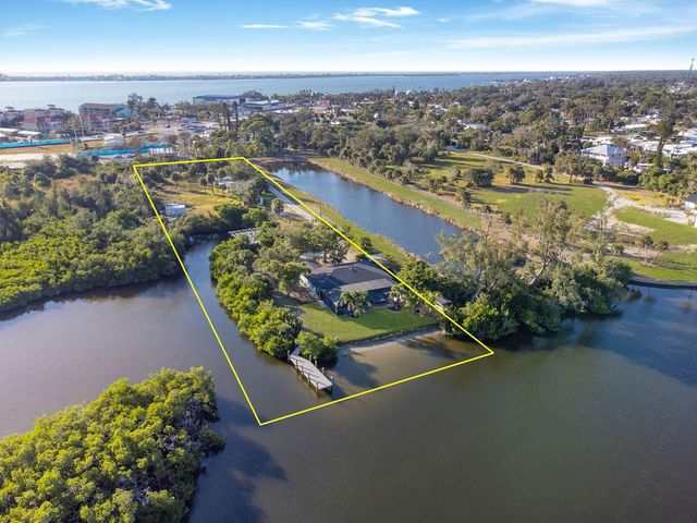 300 E BAY HEIGHTS AVENUE, Englewood, FL 34223