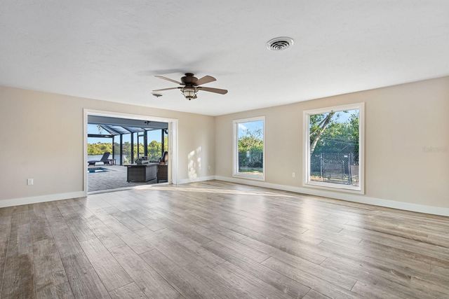 300 E BAY HEIGHTS AVENUE, Englewood, FL 34223