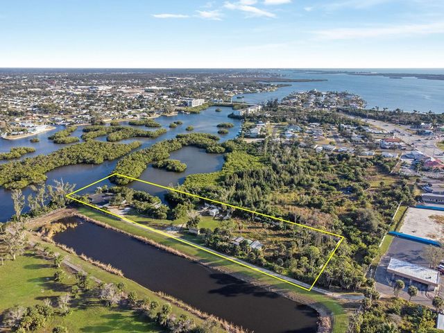 300 E BAY HEIGHTS AVENUE, Englewood, FL 34223