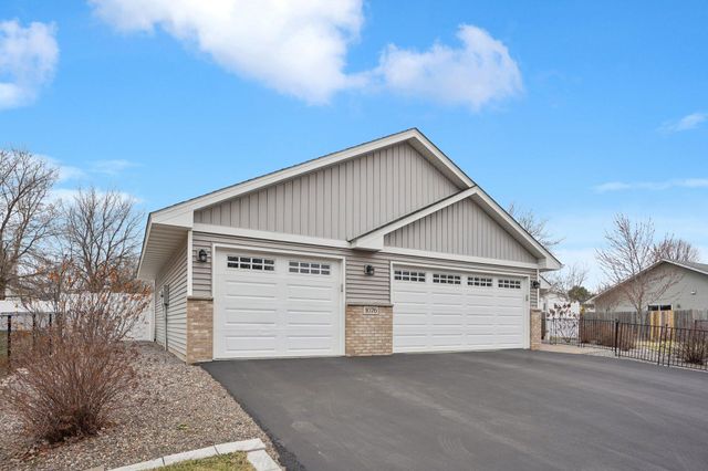 1076 244th Avenue NE, East Bethel, MN 55005