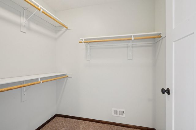 1076 244th Avenue NE, East Bethel, MN 55005