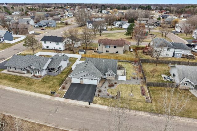 1076 244th Avenue NE, East Bethel, MN 55005